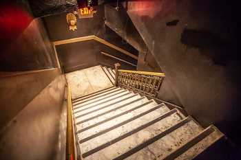 Globe Theatre, Los Angeles, Los Angeles: Downtown: House Right balcony stair