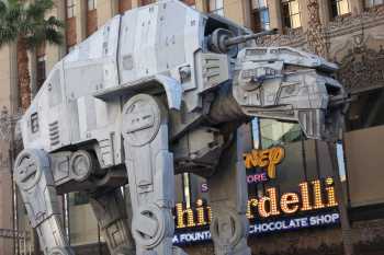 Hollywood Boulevard Entertainment District, Los Angeles: Hollywood: El Capitan Theatre: AT-AT Walker at Star Wars premiere