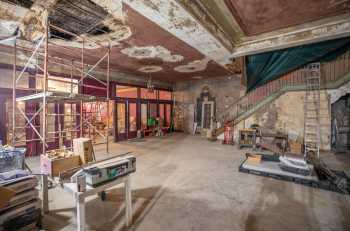 Kenosha Theatre, American Midwest (outside Chicago): Main Lobby, with Entrance Lobby on left