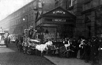 Opening of the theatre in December 1906 with the pantomime “Cinderella”, courtesy Capital Theatres (JPG)