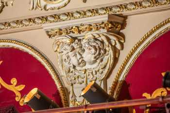 King’s Theatre, Edinburgh, United Kingdom: outside London: Detail above Boxes House Right