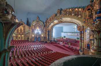 Tabernacle of Prayer for All People, Jamaica, New York: Auditorium from Balcony Right Side