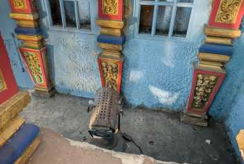 Tabernacle of Prayer for All People, Jamaica, New York: Lighting Fixture on Balcony