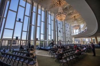 Los Angeles Music Center, Los Angeles: Downtown: Stern Hall from Founders Level