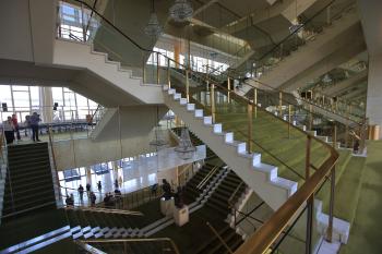 Los Angeles Music Center, Los Angeles: Downtown: Lobby Stairs