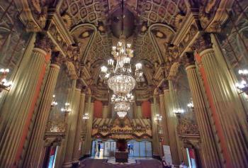 Los Angeles Theatre: Lobby from Mezzanine