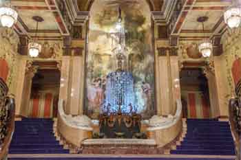 Los Angeles Theatre, Los Angeles: Downtown: Mezzanine Level - Center