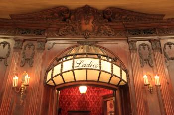 Los Angeles Theatre: Ladies Lounge entrance detail