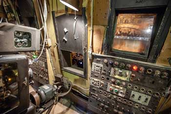 Los Angeles Theatre, Los Angeles: Downtown: Ports And Control Panel