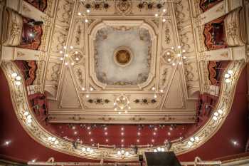 Lyceum Theatre, Sheffield, United Kingdom: outside London: Ceiling and Gallery Closeup