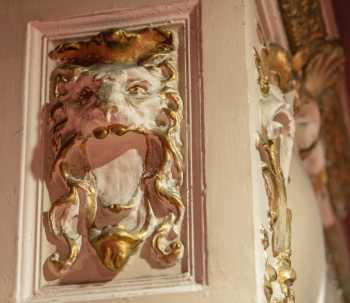 Lyceum Theatre, Sheffield, United Kingdom: outside London: Plasterwork Detail