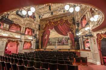 Lyceum Theatre, Sheffield, United Kingdom: outside London: Stalls House Right under Royal Circle