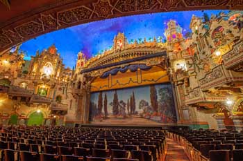 Majestic Theatre, San Antonio, Texas: Auditorium Underneath Balcony