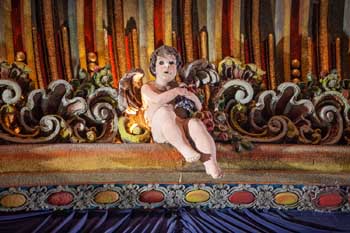 Majestic Theatre, San Antonio, Texas: Proscenium Arch Cherub (1)