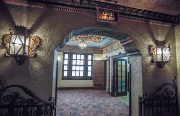 Majestic Theatre, San Antonio, Texas: Ladies Parlor