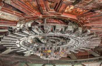 The Mayan, Los Angeles: Auditorium Centerpiece Closeup