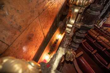 Million Dollar Theatre, Los Angeles, Los Angeles: Downtown: Cove Lighting House Left