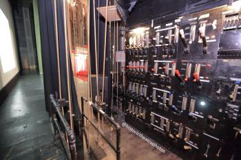 Million Dollar Theatre, Los Angeles, Los Angeles: Downtown: Switchboard view to stage