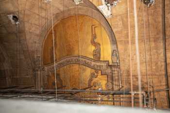 Million Dollar Theatre, Los Angeles, Los Angeles: Downtown: Lobby Attic Mural