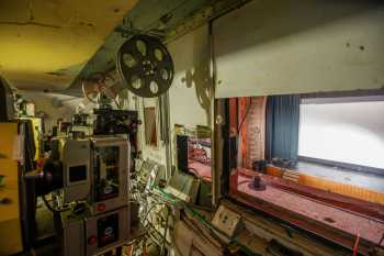 Million Dollar Theatre, Los Angeles, Los Angeles: Downtown: Projection Booth Ports