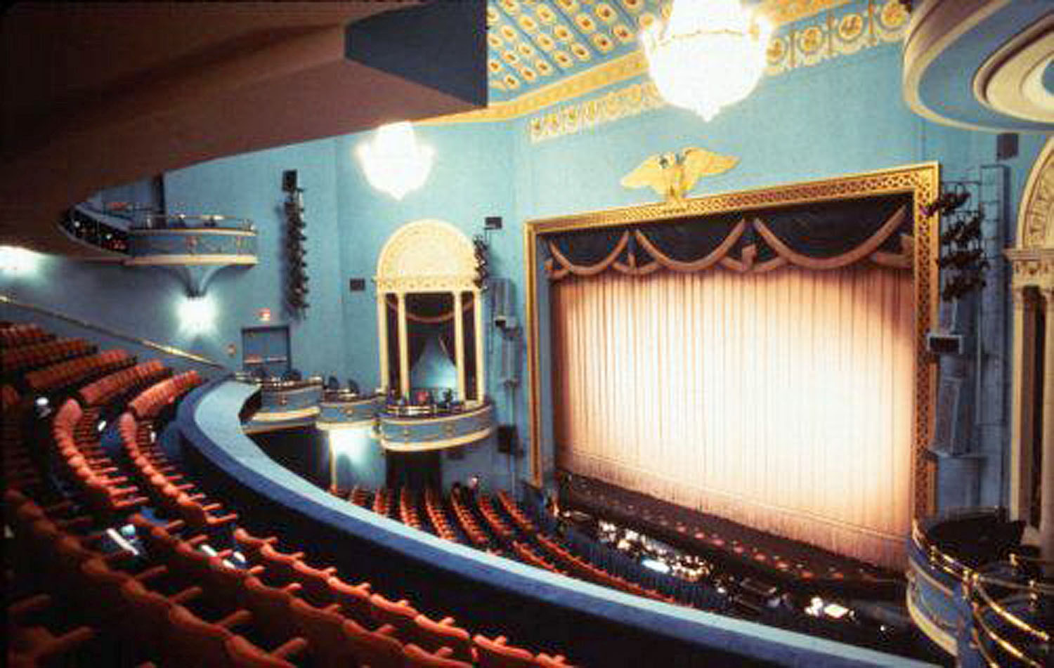 Театр 1 уровень