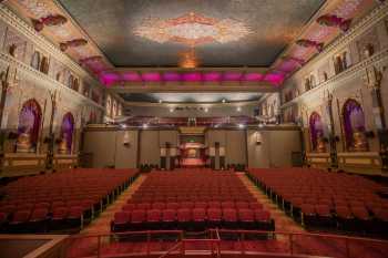 Oriental Theatre, Milwaukee, American Midwest (outside Chicago): Auditorium from Stage