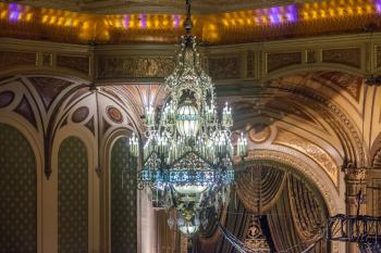 Orpheum Theatre, Los Angeles, Los Angeles: Downtown: Chandelier House Left