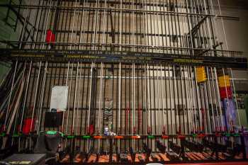 Orpheum Theatre, Los Angeles: Counterweight Lock Rail