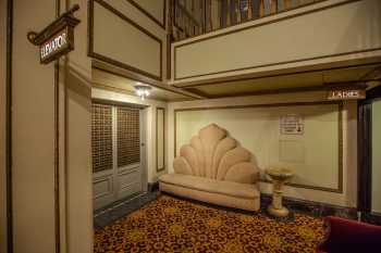 Orpheum Theatre, Los Angeles, Los Angeles: Downtown: Mezzanine Lobby House Right