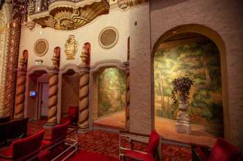 Orpheum Theatre, Phoenix, American Southwest: House Right alcove