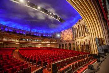 Orpheum Theatre, Phoenix, American Southwest: Auditorium from Downstage Left