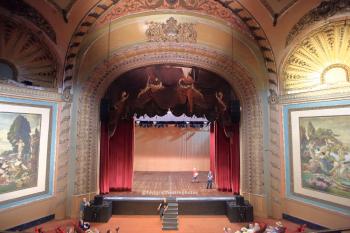 In late 1929 pastoral paintings replaced the auditorium boxes