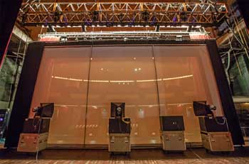 Palace Theatre, Los Angeles: Movie Screen from behind