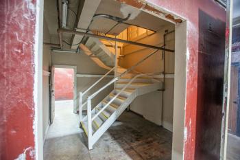 Palace Theatre, Los Angeles: Stairs to Stage located Downstage Right