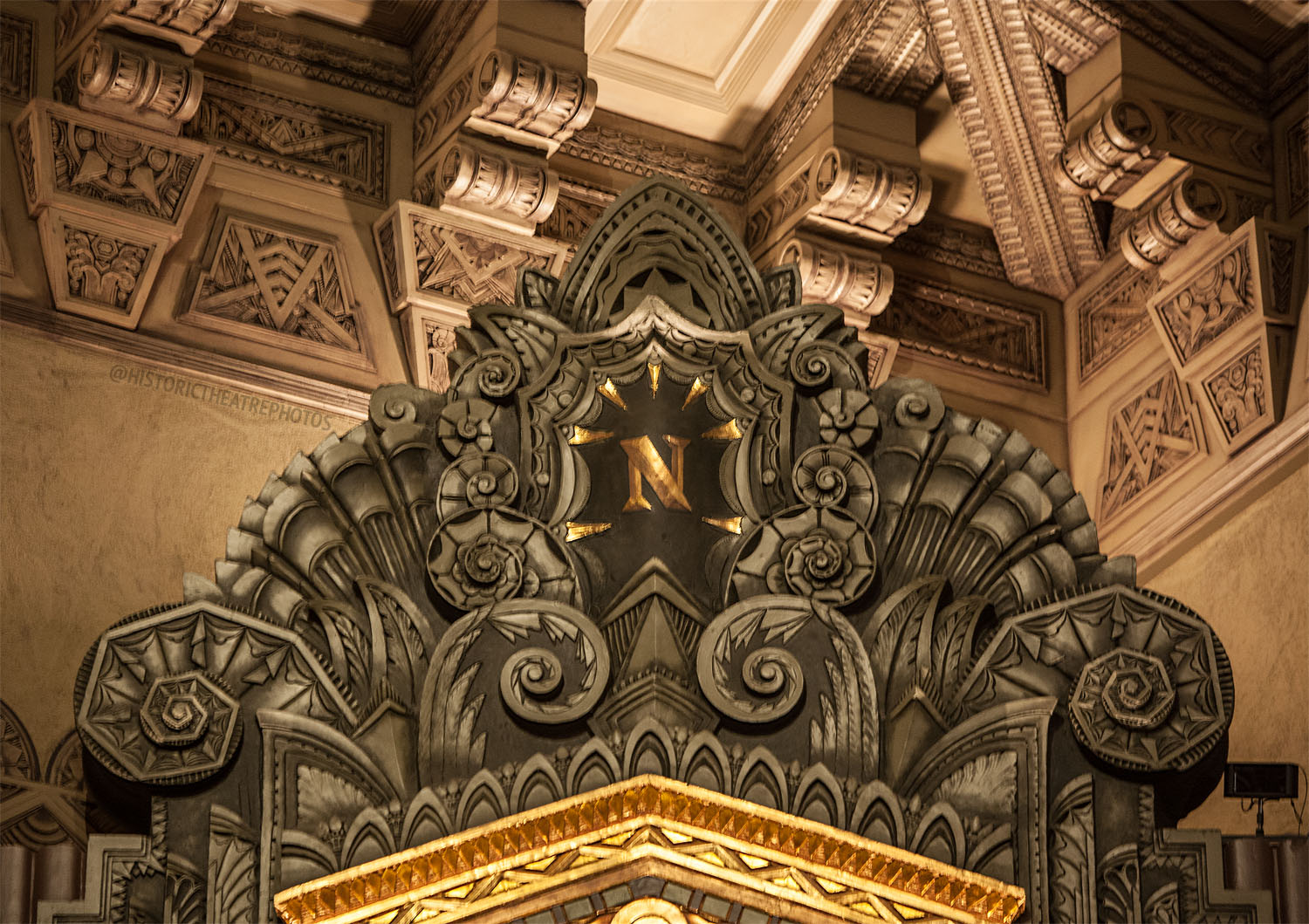 Pantages Theatre, Hollywood: Organ Chamber Top Closeup