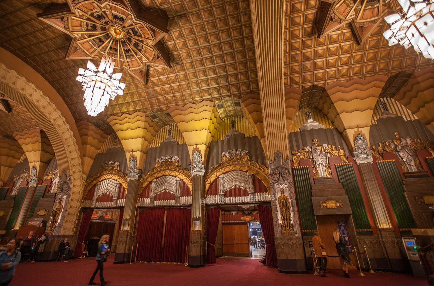 Pantages Theatre, Hollywood: Grand Lobby