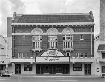 1977 façade, courtesy <i>Texas Historical Commission</i> (JPG)