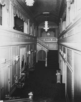 Inner lobby (undated but likely 1930s) courtesy <i>Texas Historical Commission</i> (JPG)