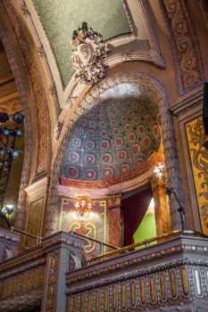 Paramount Theatre, Austin, Texas: Boxes House Left