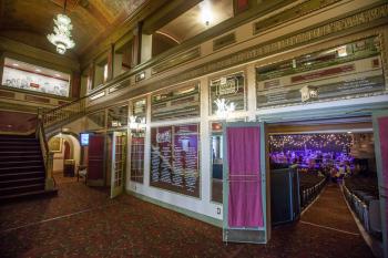 Paramount Theatre, Austin: Inner Lobby