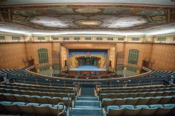 Pasadena Civic Auditorium, Los Angeles: Greater Metropolitan Area: Balcony rear center