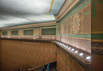 Pasadena Civic Auditorium, Los Angeles: Greater Metropolitan Area: Balcony right cove lighting