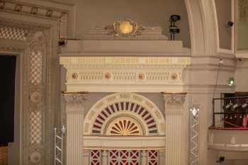 Edinburgh Playhouse, United Kingdom: outside London: House Right Organ Grille