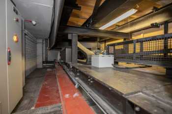 Edinburgh Playhouse, United Kingdom: outside London: Orchestra Pit Lift