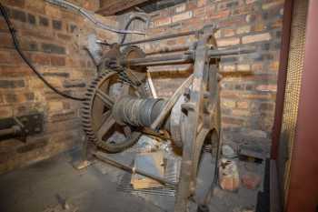 Edinburgh Playhouse, United Kingdom: outside London: Understage Winch – original winch for Proscenium Valance/Border