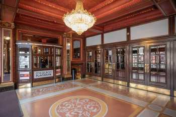 Edinburgh Playhouse, United Kingdom: outside London: Entrance Foyer, note original paybox at left side (replaced in 2024 with an entrance to the adjoining bar, “Little Picardy”