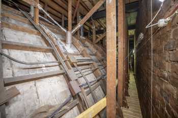 Edinburgh Playhouse, United Kingdom: outside London: Rear of cove above Proscenium Arch, from Stage Left looking across to Stage Right