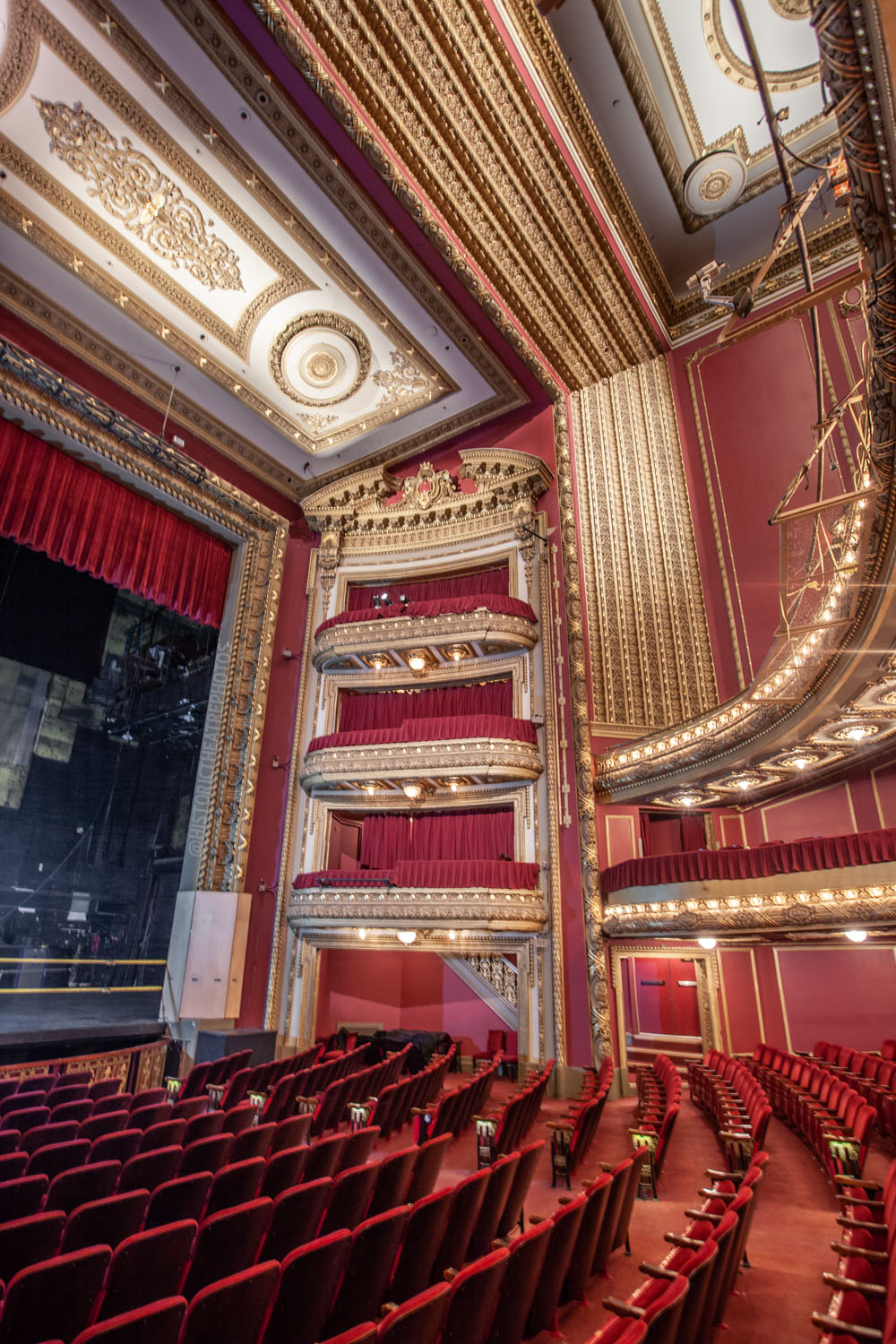 The most comprehensive source for Broadway Shows, Broadway Tickets, Off-Broadway, London theater information, Tickets, Gift Certificates, Videos, News & Features.
