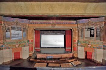 Rialto Theatre, South Pasadena: Balcony center