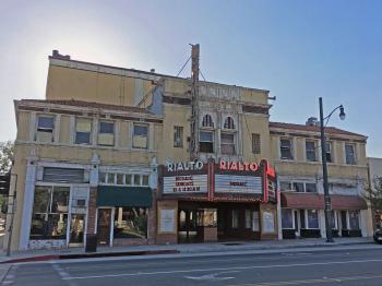 Rialto Theatre, South Pasadena: Façade in 2018